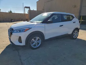 2022 NISSAN KICKS