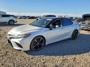 2019 TOYOTA CAMRY