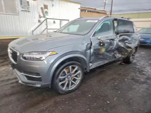 2018 VOLVO XC90