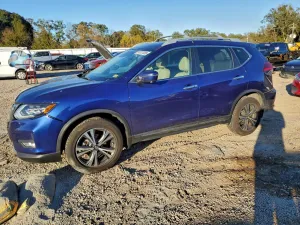2017 NISSAN ROGUE