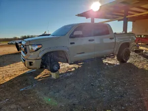 2016 TOYOTA TUNDRA