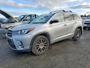 2018 TOYOTA HIGHLANDER