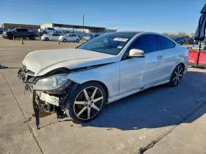 2015 MERCEDES-BENZ C-CLASS