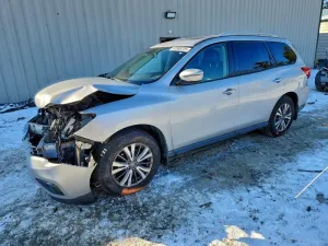 2017 NISSAN PATHFINDER