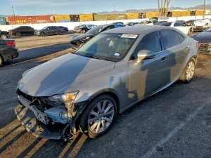2016 LEXUS IS