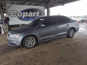 2012 VOLKSWAGEN JETTA