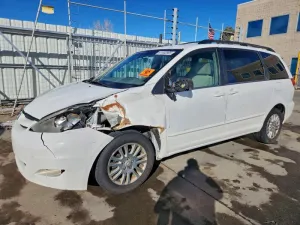 2007 TOYOTA SIENNA