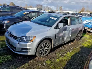 2016 VOLKSWAGEN GOLF