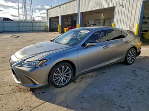 2019 LEXUS ES350