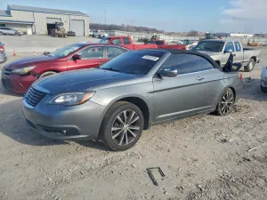 2011 CHRYSLER 200