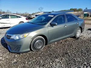 2013 TOYOTA CAMRY