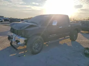 2011 NISSAN TITAN