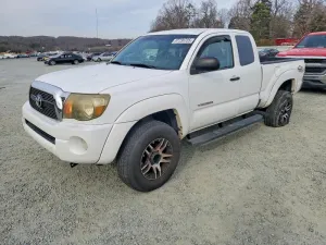 2011 TOYOTA TACOMA