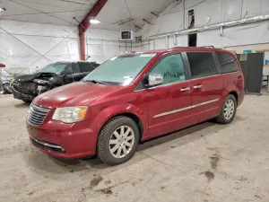 2011 CHRYSLER MINIVAN