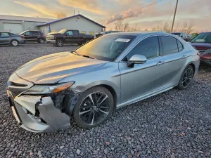 2019 TOYOTA CAMRY