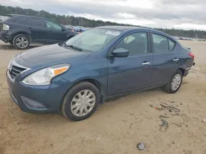 2016 NISSAN VERSA