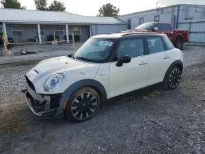 2016 MINI COOPER