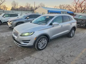 2019 LINCOLN TOWNHOUSE MKZ