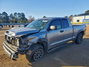 2014 TOYOTA TUNDRA