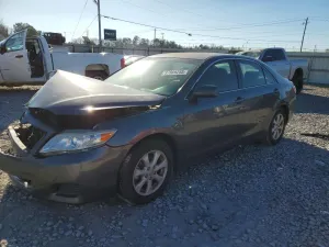 2011 TOYOTA CAMRY