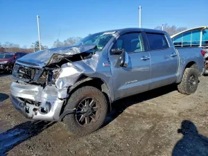 2010 TOYOTA TUNDRA