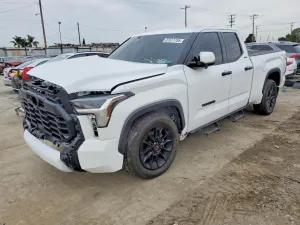 2022 TOYOTA TUNDRA