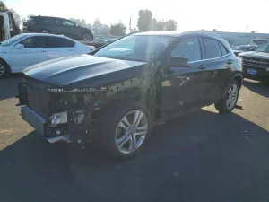 2020 MERCEDES-BENZ GLA-CLASS