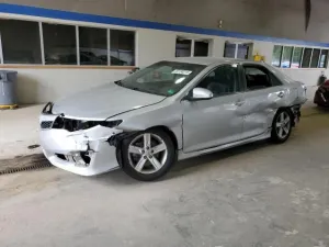 2013 TOYOTA CAMRY