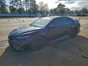 2020 TOYOTA CAMRY