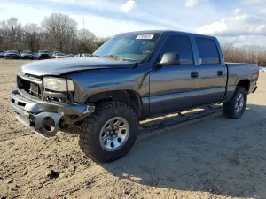 2006 GMC SIERRA