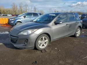 2013 MAZDA 3