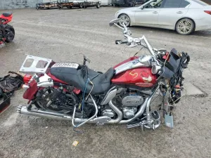 2011 HARLEY DAVIDSON FL