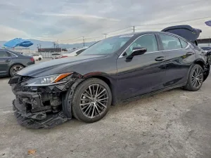 2025 LEXUS ES300