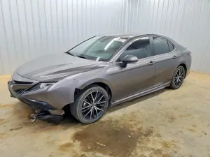 2024 TOYOTA CAMRY