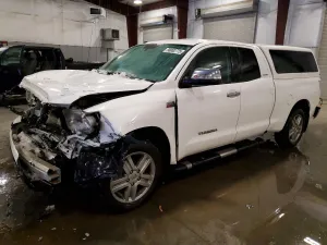 2013 TOYOTA TUNDRA