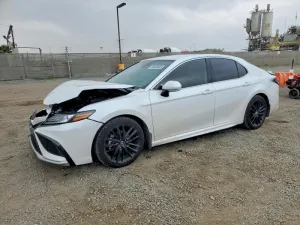 2023 TOYOTA CAMRY