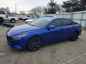 2022 HYUNDAI ELANTRA