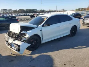 2018 VOLKSWAGEN PASSAT