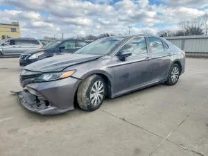 2018 TOYOTA CAMRY
