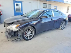2010 NISSAN MAXIMA