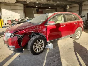 2013 LINCOLN TOWNHOUSE MKX