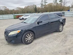 2010 TOYOTA CAMRY
