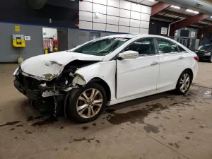 2011 HYUNDAI SONATA