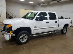 2006 GMC SIERRA