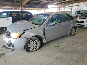 2010 FORD FOCUS