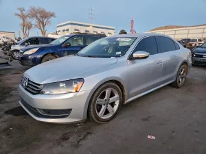 2012 VOLKSWAGEN PASSAT