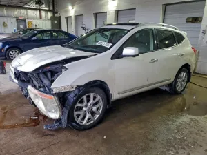 2013 NISSAN ROGUE
