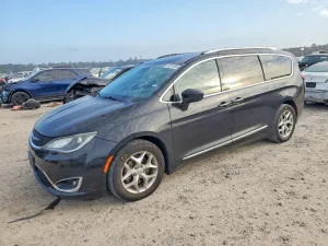 2018 CHRYSLER PACIFICA