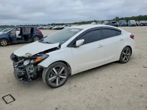 2017 KIA FORTE