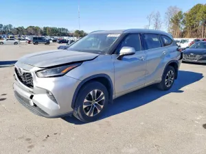 2021 TOYOTA HIGHLANDER